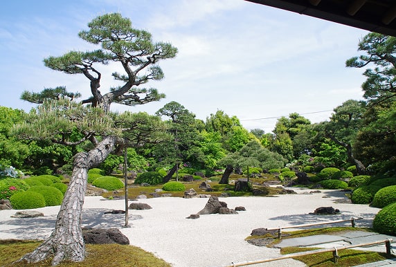 由志園